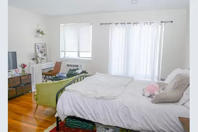 1039 Commonwealth Ave #33, Boston, MA 02215 - Photo 2
