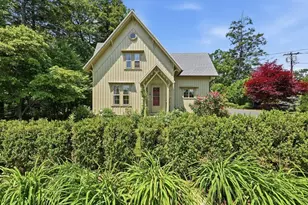 38 Round Hill Rd, Northampton, MA 01060 - Photo 2