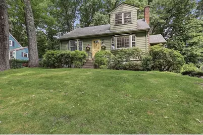 24 Hunting Avenue, Shrewsbury, MA 01545 - Photo 2