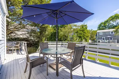 42 Hawthorn Ave, Needham, MA 02492 - Photo 22