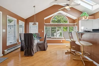 42 Woodland Rd, Wakefield, MA 01880 - Photo 8
