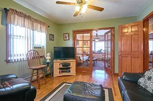 71 Oak St, Somerville, MA 02143 - Photo 8