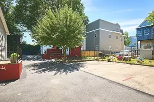 71 Oak St, Somerville, MA 02143 - Photo 4