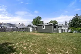 9 Providence Rd, Sutton, MA 01590 - Photo 36