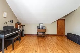 256 Maple St, Fall River, MA 02720 - Photo 4