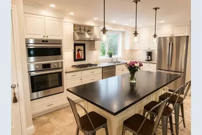 32 Webster Rd, Lexington, MA 02421 - Photo 2
