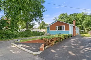 2 Canaan St, Boston, MA 02126 - Photo 2