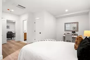 24 Wendell St, Cambridge, MA 02138 - Photo 32