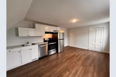 400 Court St #2, Plymouth, MA 02360 - Photo 2