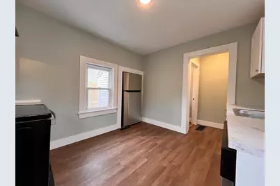 400 Court St #1, Plymouth, MA 02360 - Photo 2