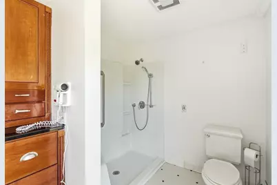 27 Charles Ave, Uxbridge, MA 01569 - Photo 24