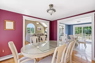 27 Charles Ave, Uxbridge, MA 01569 - Photo 10