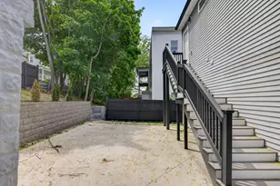 21 Hutchinson, Winthrop, MA 02152 - Photo 2