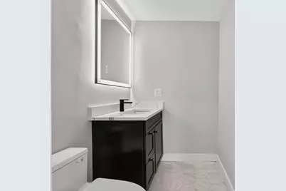 21 Hutchinson #1, Winthrop, MA 02152 - Photo 8