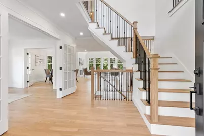 196 Doty St, Waltham, MA 02452 - Photo 2