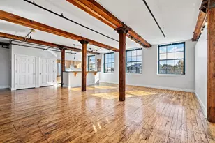 881 E 1st St, Boston, MA 02127 - Photo 8