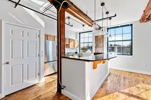 881 E 1st St, Boston, MA 02127 - Photo 6