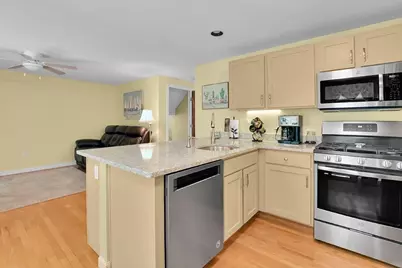 53 Lancaster Rd #5, Clinton, MA 01510 - Photo 6