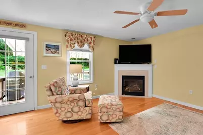 53 Lancaster Rd #5, Clinton, MA 01510 - Photo 8