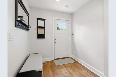 82 Lincoln Park, Longmeadow, MA 01106 - Photo 2