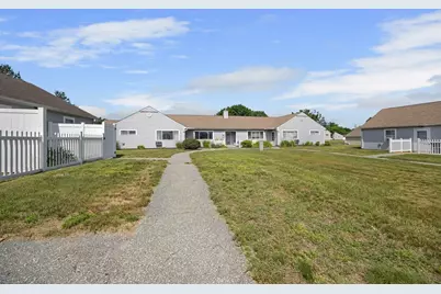 22 Fredette St #22, Chicopee, MA 01022 - Photo 22