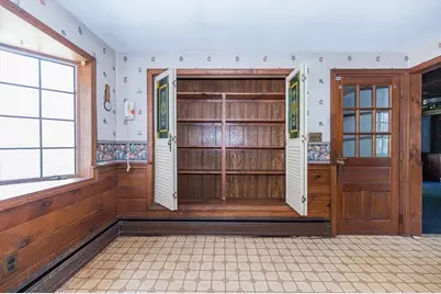 16 Westmont Cir, Shrewsbury, MA 01545 - Photo 4