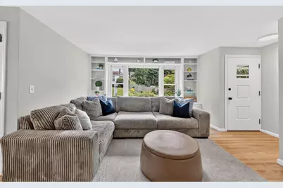 37 High St, East Longmeadow, MA 01028 - Photo 14