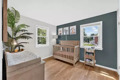 37 High St, East Longmeadow, MA 01028 - Photo 4