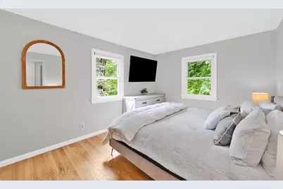 37 High St, East Longmeadow, MA 01028 - Photo 6