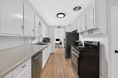 37 High St, East Longmeadow, MA 01028 - Photo 20