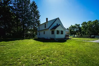 10 Pine St, Templeton, MA 01436 - Photo 4