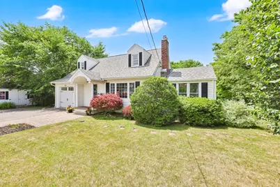 378 Roosevelt Ave, Springfield, MA 01118 - Photo 1