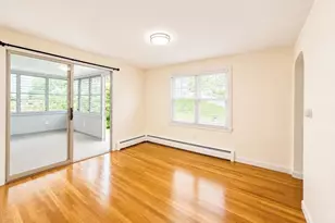 30 Springdale Rd, Dracut, MA 01826 - Photo 8