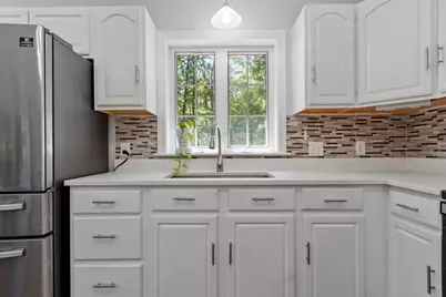 22 Columbia Ave, Fitchburg, MA 01420 - Photo 12