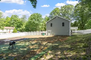 22 Columbia Ave, Fitchburg, MA 01420 - Photo 36