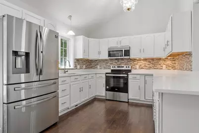22 Columbia Ave, Fitchburg, MA 01420 - Photo 10
