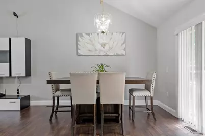 22 Columbia Ave, Fitchburg, MA 01420 - Photo 8