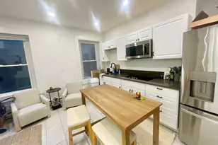 206 Hanover St, Boston, MA 02113 - Photo 2