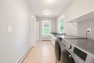186 Prospect St, Leominster, MA 01453 - Photo 14