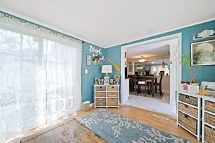 610 Center St, Pembroke, MA 02359 - Photo 10