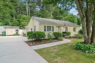 610 Center St, Pembroke, MA 02359 - Photo 2