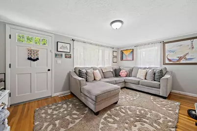 610 Center St, Pembroke, MA 02359 - Photo 6