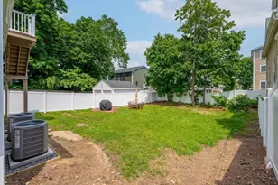 134 Brown St, Waltham, MA 02453 - Photo 34