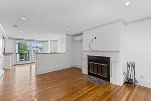 256 W 3rd St, Boston, MA 02127 - Photo 12