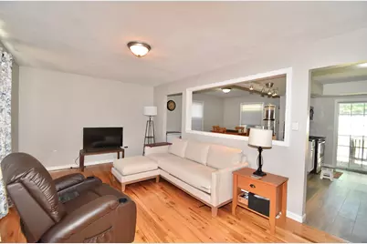 3 Vineland Ave, East Longmeadow, MA 01028 - Photo 14