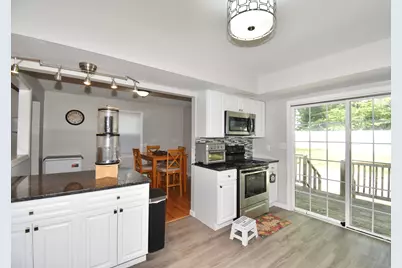3 Vineland Ave, East Longmeadow, MA 01028 - Photo 10
