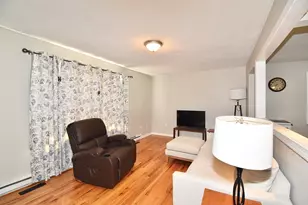 3 Vineland Ave, East Longmeadow, MA 01028 - Photo 16