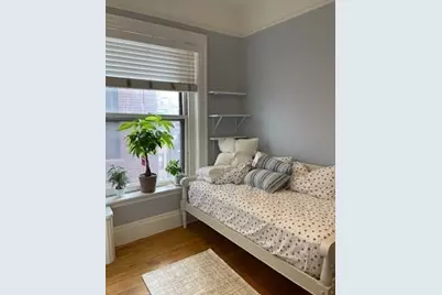 290 Commonwealth #16, Boston, MA 02115 - Photo 2