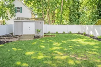 10 Richards Rd, Weymouth, MA 02189 - Photo 36