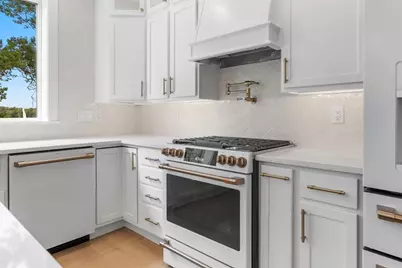 73 Lake Shore Dr, Falmouth, MA 02536 - Photo 20